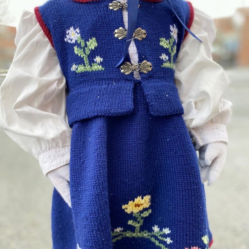 Festdrakt fra Lofoten Baby Jente