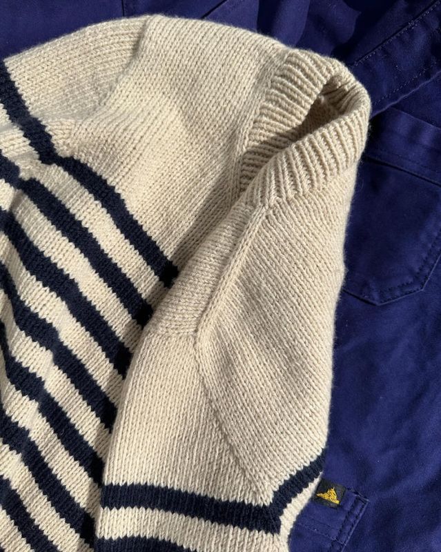 Lyon Sweater (papir)