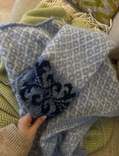 Hovedbilde Fryd Sweater - blå/hvit