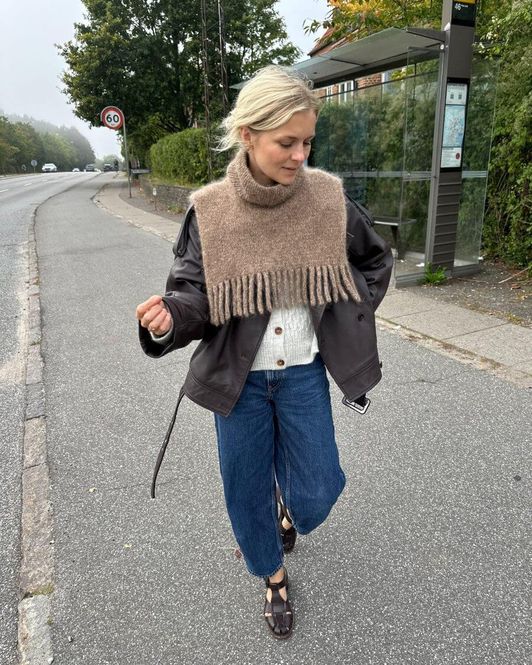 Hovedbilde Nora Neck (papirformat)
