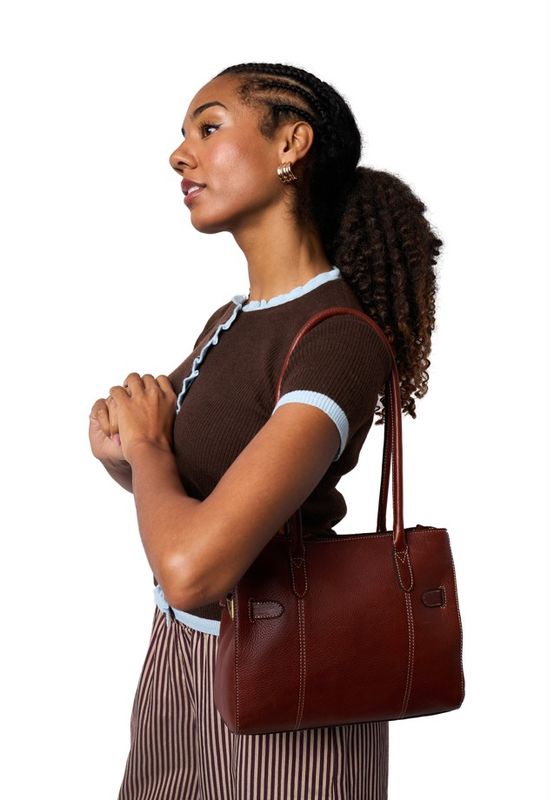 Nellie Small - Cognac