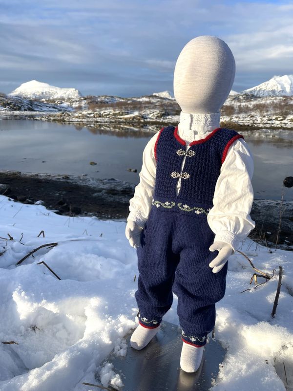 Festdrakt fra Lofoten - Sparkebukse