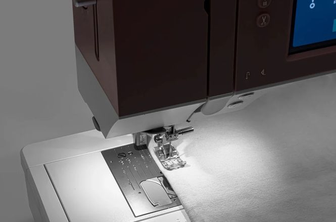 Hovedbilde PFAFF®-dyne ambition™ ...