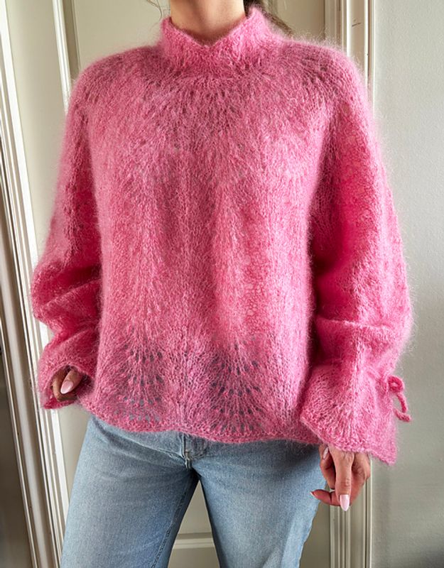 Spanish waves sweater