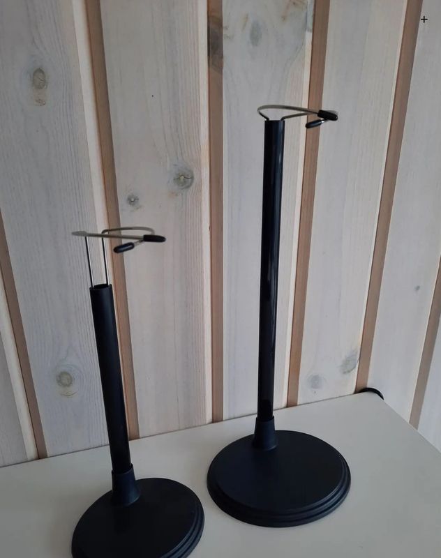 Stativ til fagstrikknisser /dukker - 27 cm