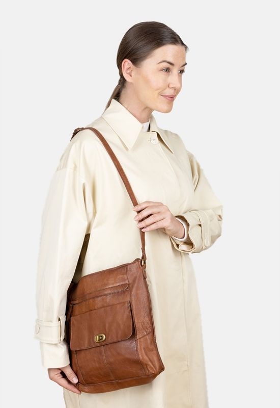 Leknes Urban - Walnut