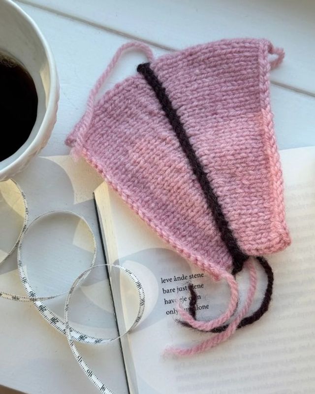 Linea Sweater