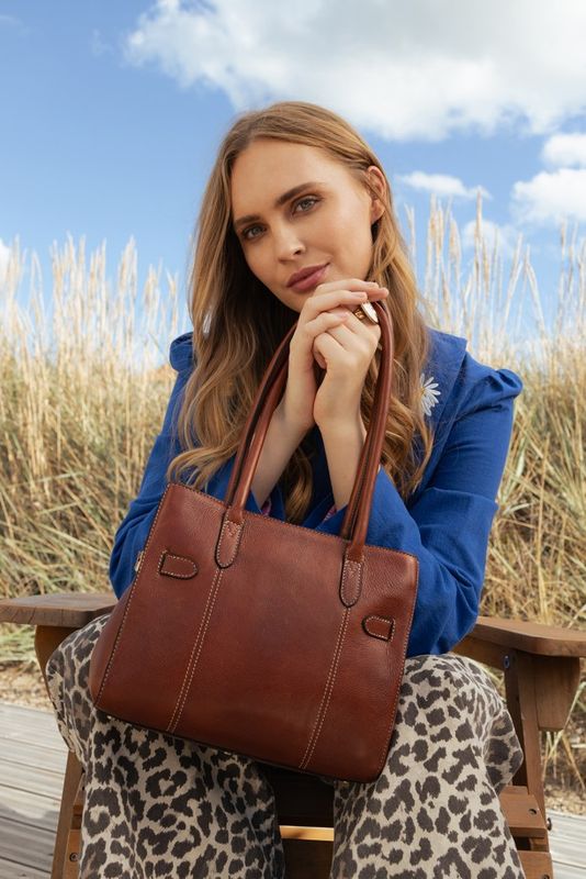 Nellie Small - Cognac