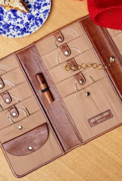 Hovedbilde Project 82 - Walnut